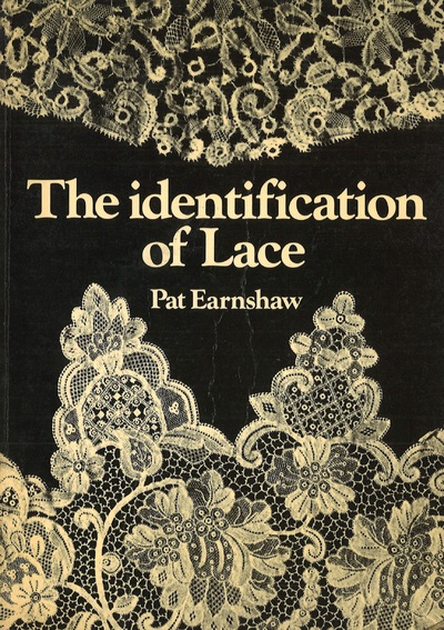 the identification of lace- livres d'occasion